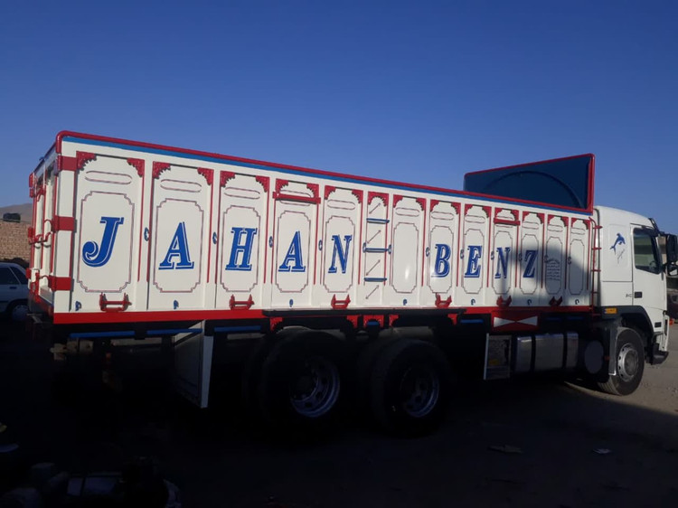 اتاق فلزی باری جکی